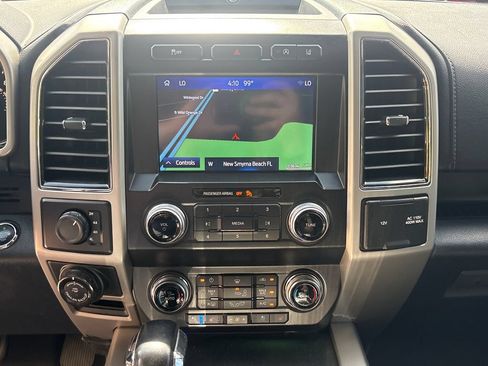 Used 2020 Ford F150 Lariat w/ Equipment Group 502A Luxury AWD/4WD image 25