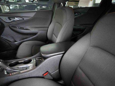 Used 2020 Chevrolet Malibu LS FWD image 10