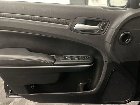 Used 2023 Chrysler 300 Touring L w/ Popular Equipment Group image 17