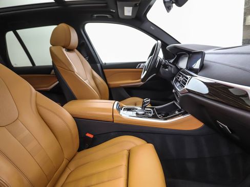 Used 2019 BMW X5 xDrive40i w/ Convenience Package image 31