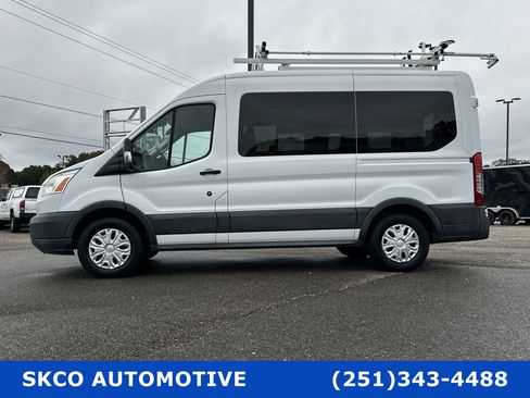 Used 2017 Ford Transit 150 XLT image 2