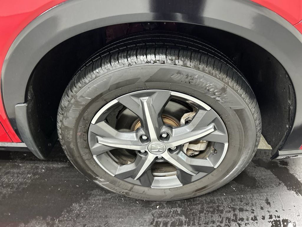 Used 2025 Honda HR-V EX-L image 8