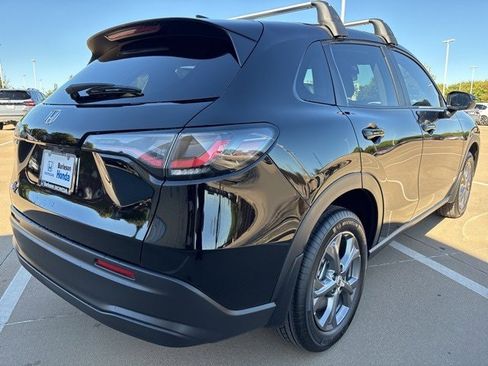 New 2026 Honda HR-V LX image 3