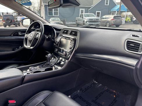 Used 2020 Nissan Maxima Platinum w/ Sport Mat Group image 15