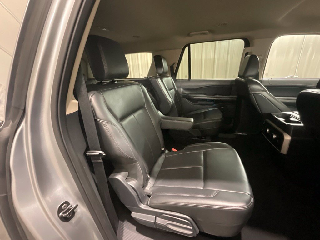 Used 2024 Ford Expedition Max XLT AWD/4WD image 16