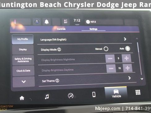 Used 2023 Jeep Compass Latitude image 24