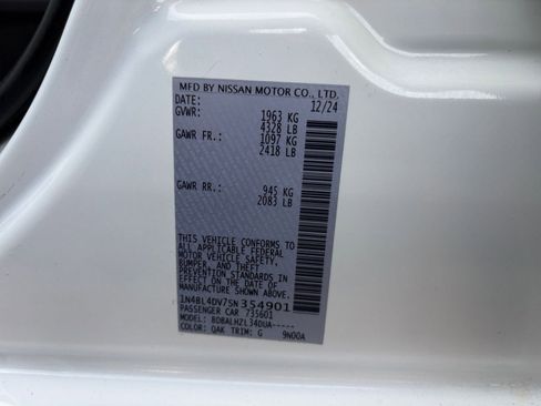 Used 2025 Nissan Altima 2.5 SV image 30