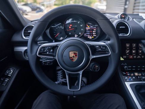 New 2025 Porsche 718 Cayman Base image 13