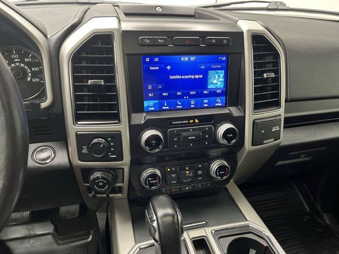 Used 2020 Ford F150 Lariat w/ Equipment Group 502A Luxury AWD/4WD image 20