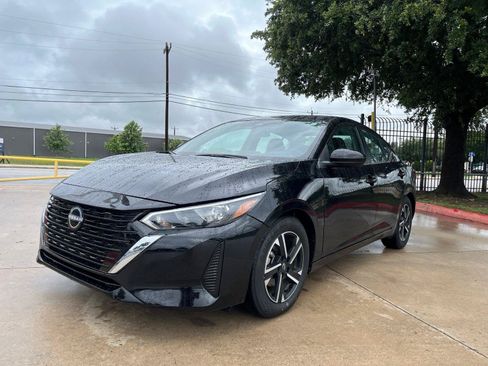 Used 2024 Nissan Sentra SV FWD image 4