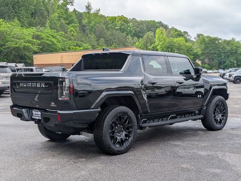 Used 2025 GMC Hummer EV 2X AWD/4WD image 9