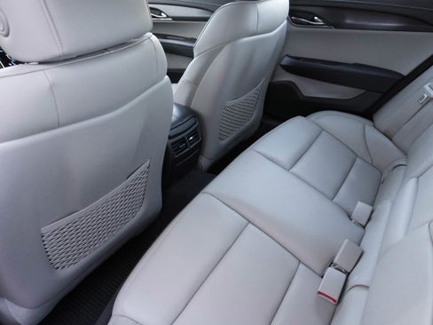 Used 2018 Cadillac ATS RWD image 31