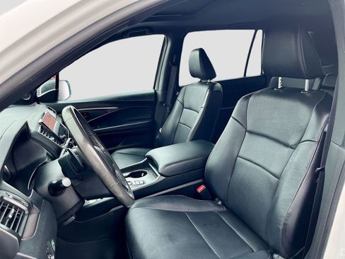 Used 2025 Honda Passport EX-L image 21