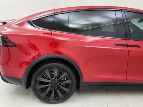 Used 2023 Tesla Model X image 12
