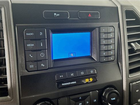 Used 2021 Ford F250 XL w/ Power Equipment Group image 20