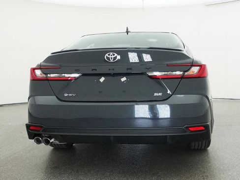 New 2026 Toyota Camry SE FWD image 18