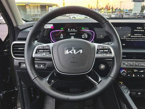 New 2025 Kia Telluride S image 22