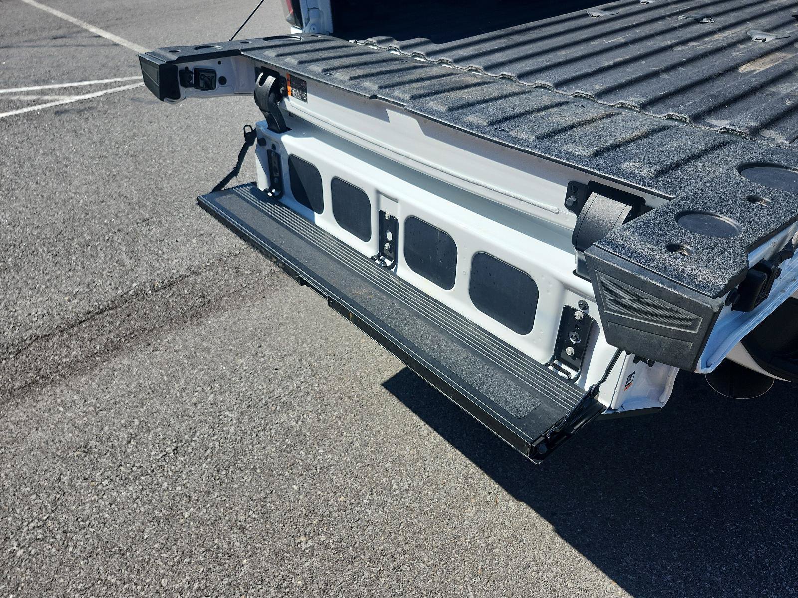 Used 2026 GMC Sierra 2500 AT4 w/ AT4 Premium Plus Package AWD/4WD image 14