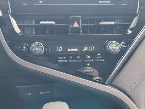 Used 2024 Toyota Camry LE image 17