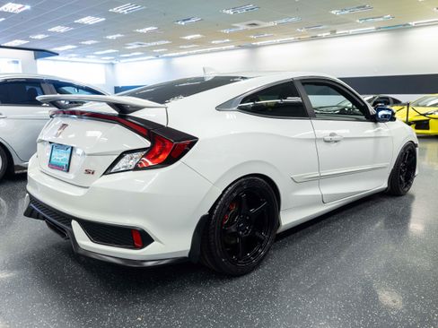 Used 2019 Honda Civic Si image 4