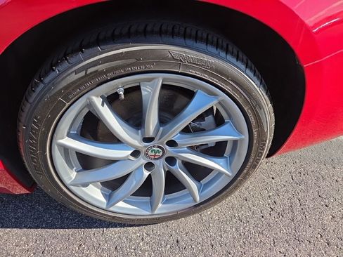 Used 2017 Alfa Romeo Giulia Ti image 11