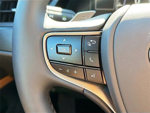 New 2025 Lexus ES 350 w/ Premium Package image 38