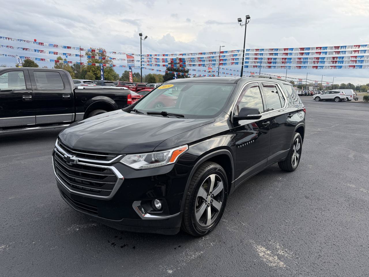 Used 2019 Chevrolet Traverse LT w/ LT Premium Package FWD image 10