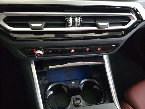 Used 2023 BMW i4 eDrive35 w/ Premium Package image 27