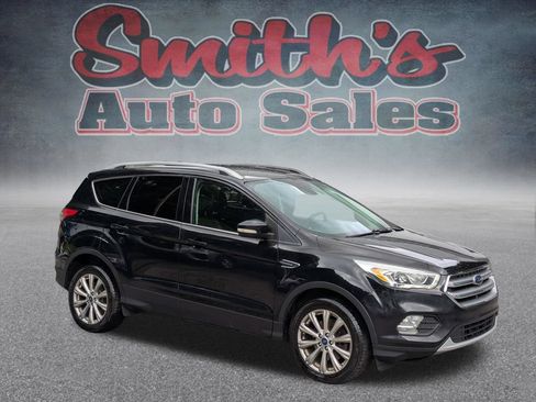 Used 2017 Ford Escape Titanium AWD/4WD image 1