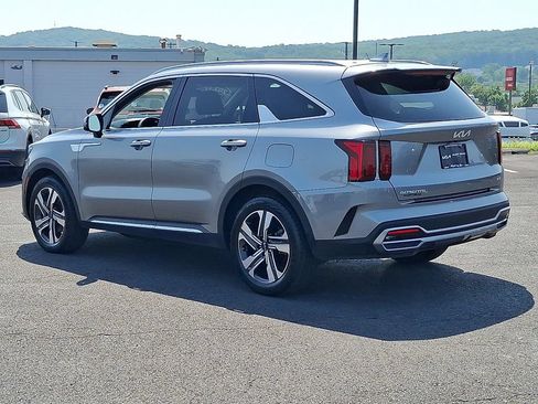 Certified 2023 Kia Sorento EX AWD/4WD image 4
