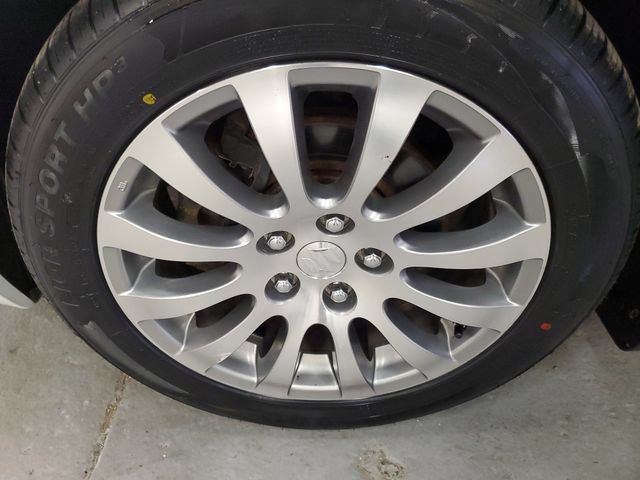 Used 2010 Suzuki Kizashi SE FWD image 27
