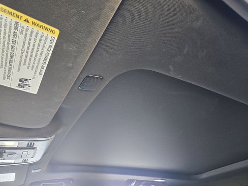 Used 2021 Chevrolet Tahoe Z71 w/ Luxury Package image 39