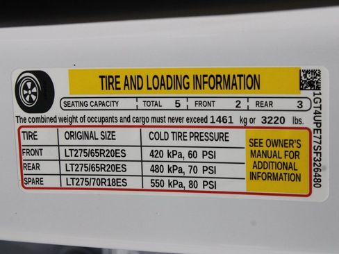 Used 2025 GMC Sierra 2500 AT4 image 81