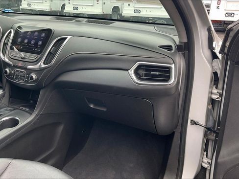 Used 2019 Chevrolet Equinox Premier FWD image 19