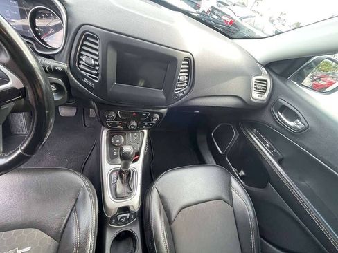 Used 2020 Jeep Compass Latitude AWD/4WD image 8