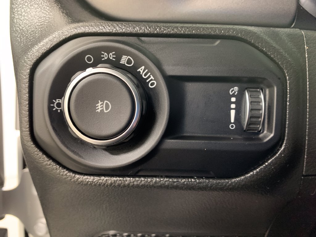 Used 2023 Jeep Wrangler Unlimited Sport AWD/4WD image 13