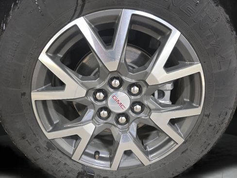 Used 2023 GMC Acadia SLE w/ Driver Convenience Package image 47