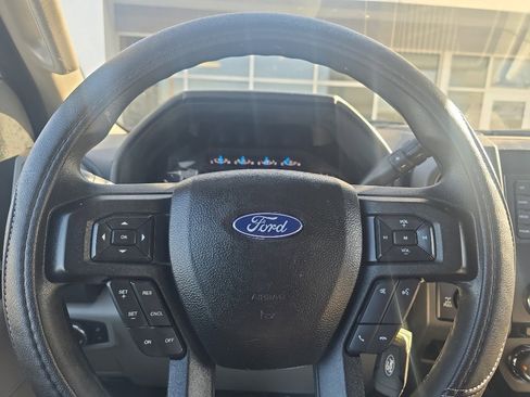 Used 2017 Ford F250 XL w/ Power Equipment Group image 24