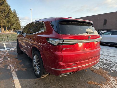 Used 2026 Buick Enclave Avenir w/ Super Cruise Package image 2