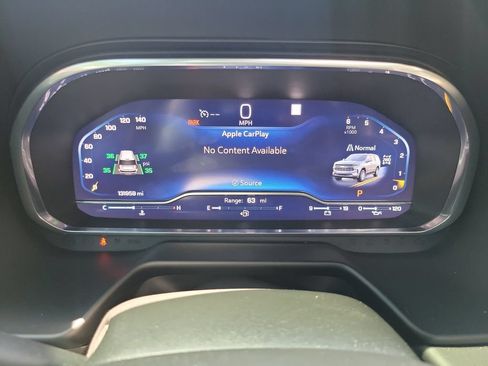 Used 2022 Chevrolet Suburban RST w/ Luxury Package AWD/4WD image 25
