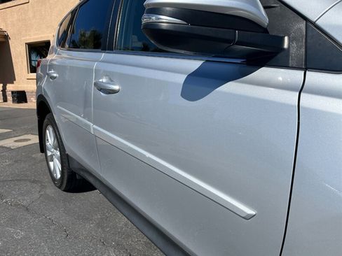 Used 2015 Toyota RAV4 Limited AWD/4WD image 21