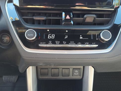 Used 2024 Toyota Corolla Cross S image 17