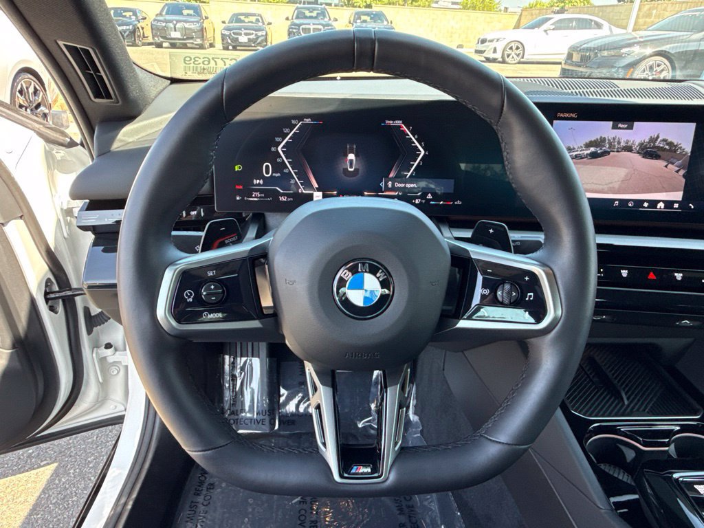 Used 2026 BMW 530i w/ M Sport Package RWD image 24