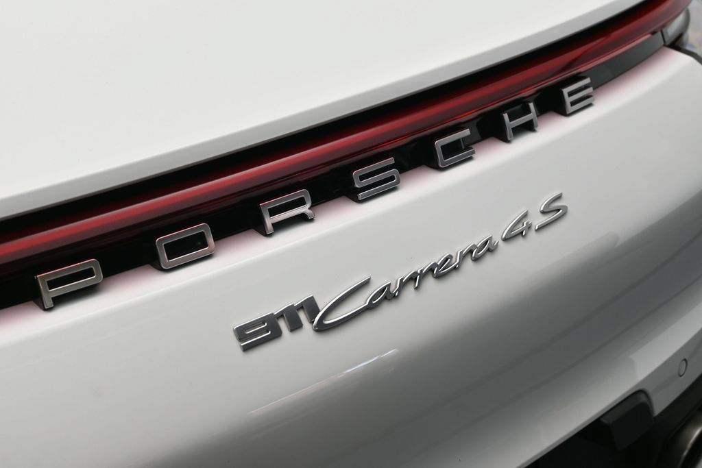 Certified 2020 Porsche 911 Carrera 4S AWD/4WD image 28
