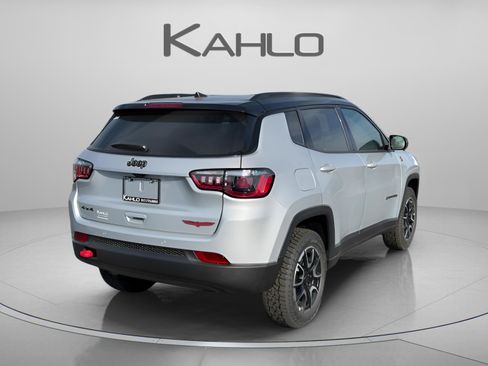 New 2026 Jeep Compass Trailhawk image 4