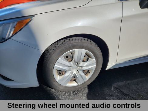 Used 2016 Subaru Legacy 2.5i AWD/4WD image 5