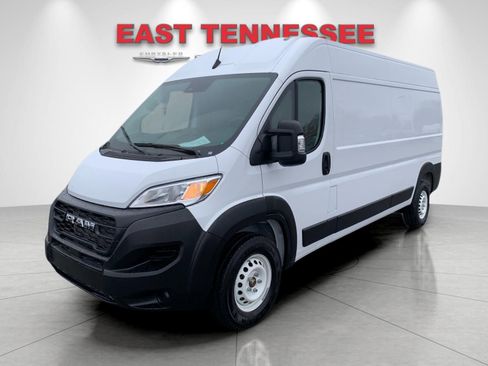 Used 2025 RAM ProMaster 2500 w/ Storage Group image 7