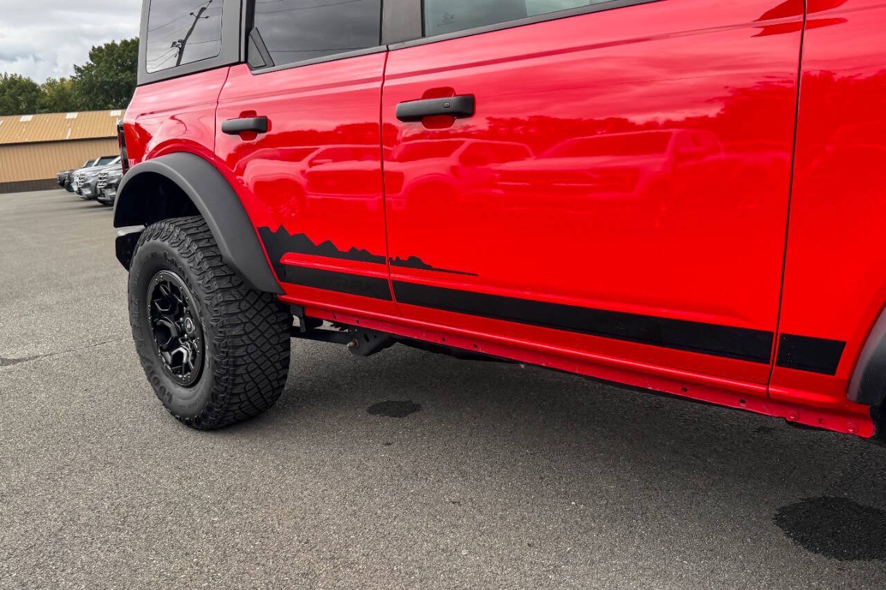 Used 2022 Ford Bronco Wildtrak AWD/4WD image 11