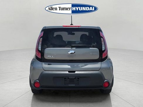 Used 2016 Kia Soul FWD image 7