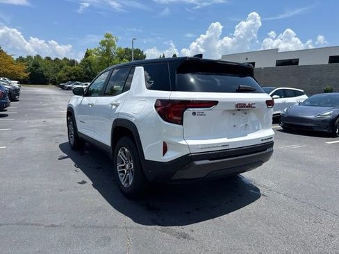 Used 2025 GMC Terrain Elevation AWD/4WD image 3